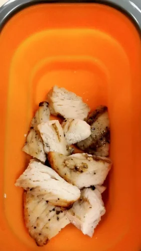 Steamed Chicken Breast Fillet 1KG Seasoned photo review