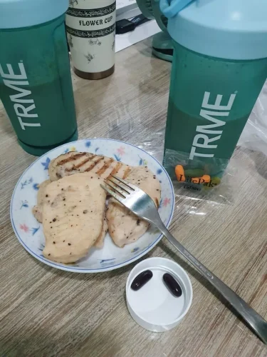 Steamed Chicken Breast Fillet 1KG Seasoned photo review